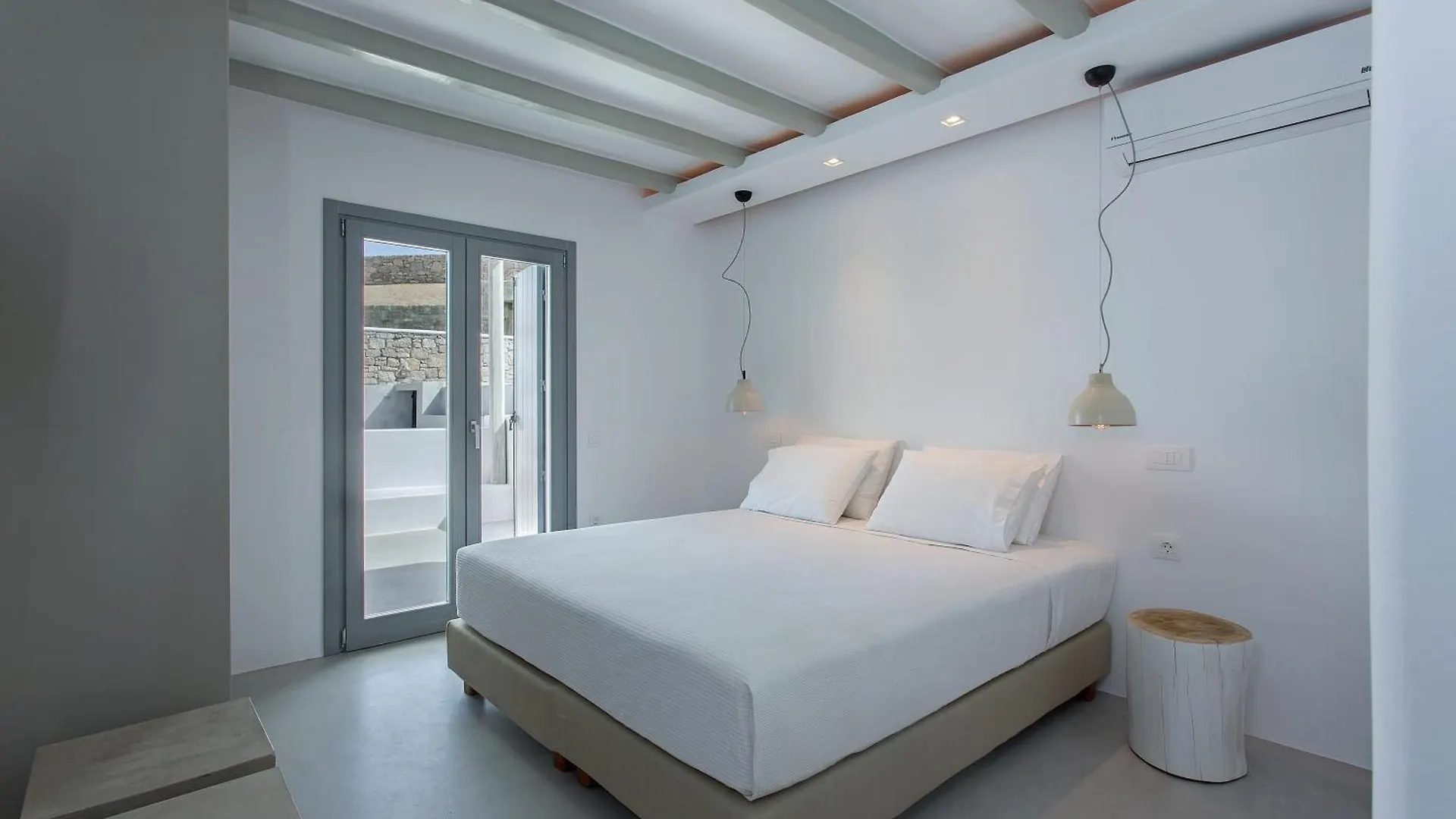 Villa Sapphire 6Bed With Pool And Hot Tub In Ornos 0*, 奥诺斯 希腊
