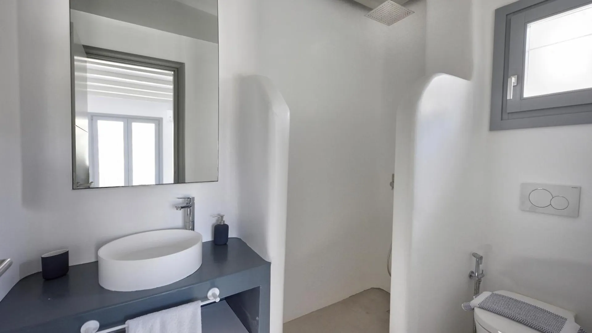 Villa Sapphire 6Bed With Pool And Hot Tub In Ornos 0*, 奥诺斯 希腊